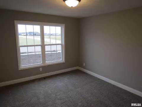 3717 Sugar Loaf Dr, Springfield, IL 62711 photo 11