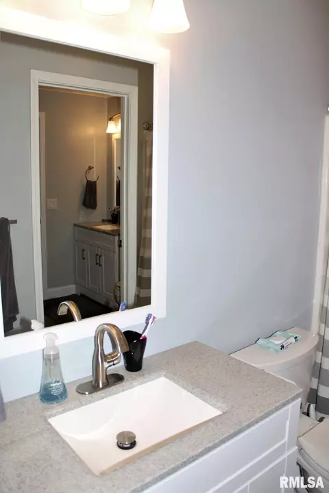 88 Amherst Dr, Springfield, IL 62702 photo 18