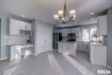 3604 Ginger Creek Dr, Springfield, IL 62711 photo 10