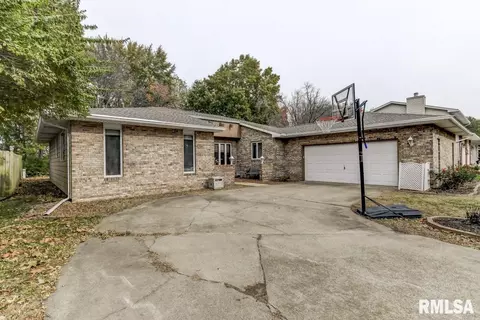 7 Sarah Ave, Springfield, IL 62703 photo 2