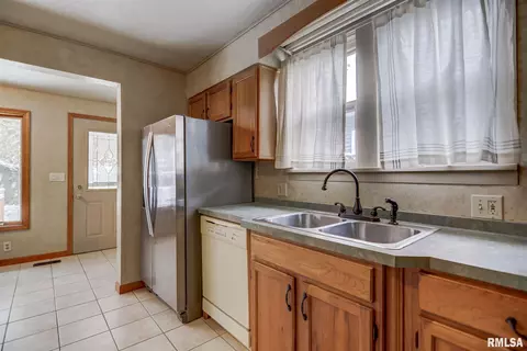 111 S State St, Springfield, IL 62704 photo 12