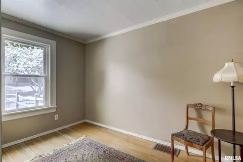 111 S State St, Springfield, IL 62704 photo 5