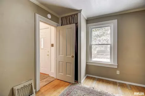 111 S State St, Springfield, IL 62704 photo 6