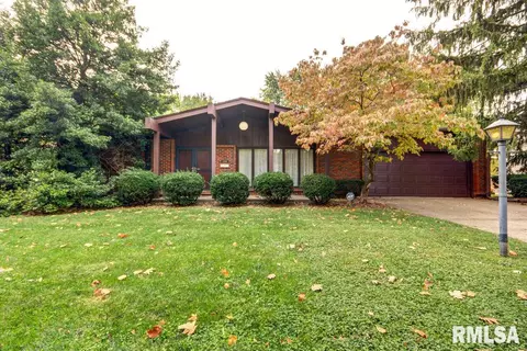1109 Wickford Dr, Springfield, IL 62704 photo 1