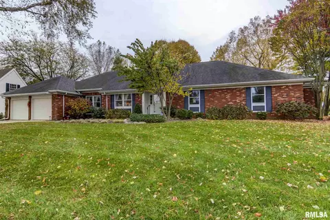 2012 Oak Creek Rd, Springfield, IL 62704 photo 1