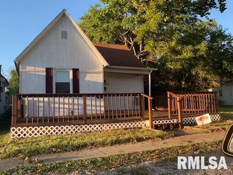2007 E Stuart St, Springfield, IL 62703 photo 1