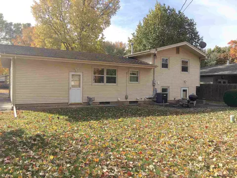 2121 Parkview Dr, Springfield, IL 62704 photo 4