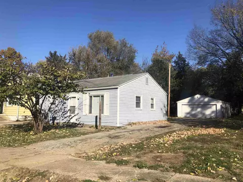 2144 S 16th St, Springfield, IL 62703 photo 1