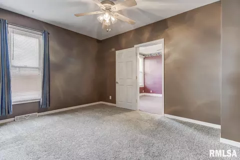 136 N State St, Springfield, IL 62702 photo 23