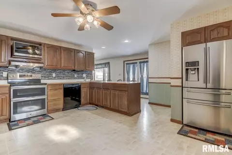 136 N State St, Springfield, IL 62702 photo 15