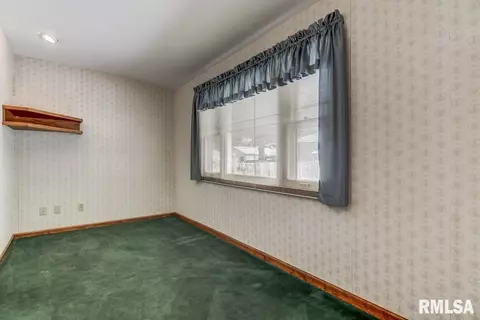 136 N State St, Springfield, IL 62702 photo 16