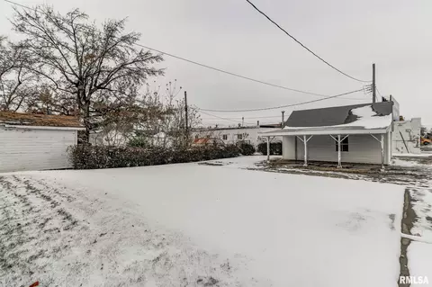 233 E Pine St, Springfield, IL 62704 photo 27