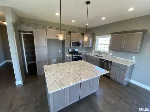 3705 Sugar Loaf Dr, Springfield, IL 62711 photo 6