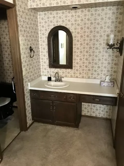 390 E Tanner St, Waverly, IL 62692 photo 22