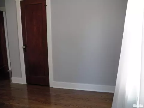 2115 N 7th St, Springfield, IL 62702 photo 32