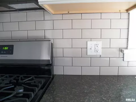 2115 N 7th St, Springfield, IL 62702 photo 24