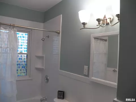 2115 N 7th St, Springfield, IL 62702 photo 8
