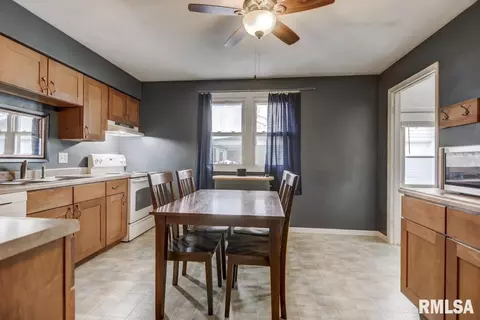 2802 E Black Ave, Springfield, IL 62702 photo 10