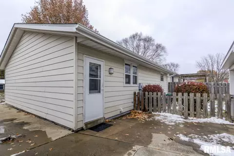 2802 E Black Ave, Springfield, IL 62702 photo 33