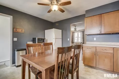 2802 E Black Ave, Springfield, IL 62702 photo 11