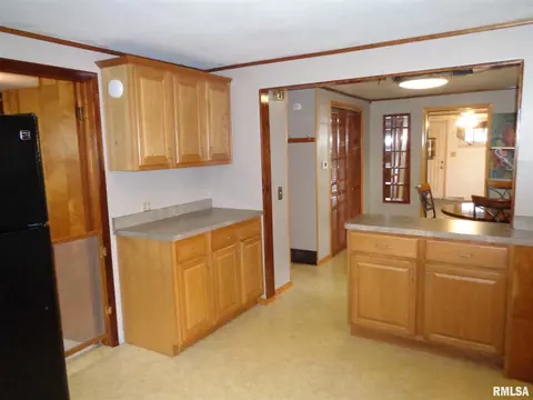 2801 S 16th St, Springfield, IL 62703 photo 10