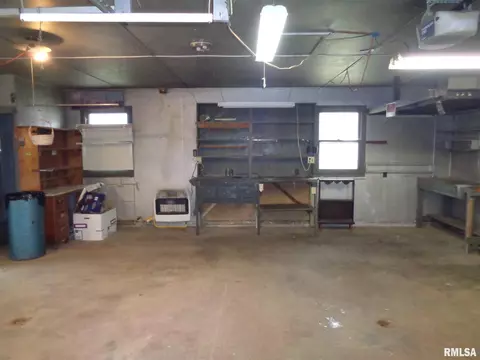2801 S 16th St, Springfield, IL 62703 photo 28