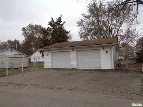 2801 S 16th St, Springfield, IL 62703 photo 6