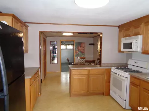 2801 S 16th St, Springfield, IL 62703 photo 9