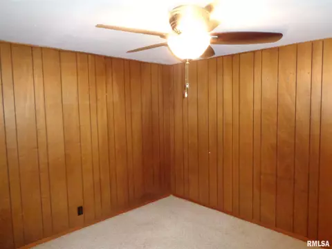 2801 S 16th St, Springfield, IL 62703 photo 16