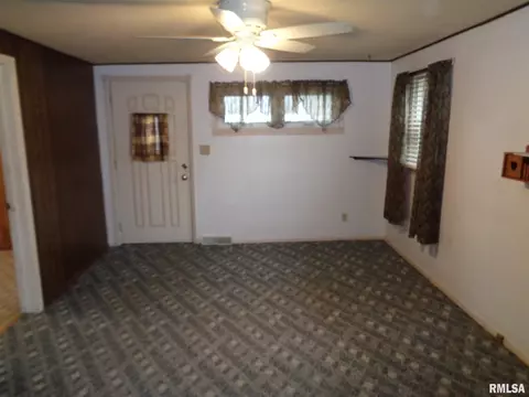 2801 S 16th St, Springfield, IL 62703 photo 17
