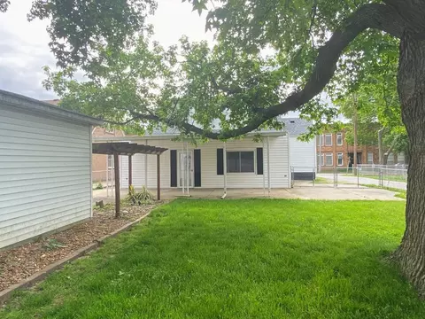 2126 N 21st St, Springfield, IL 62702 photo 29