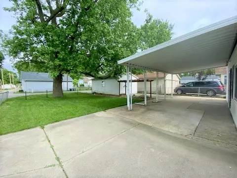 2126 N 21st St, Springfield, IL 62702 photo 24