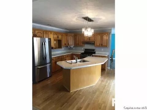 3196 Otter Ln, Springfield, IL 62712 photo 10