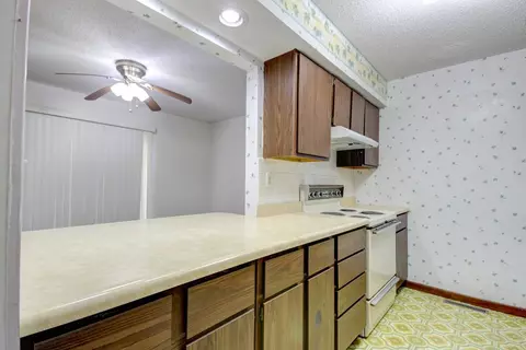 2022 Lindbergh Blvd, Springfield, IL 62704 photo 8