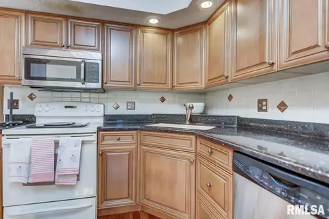 400 Armor Rd, Springfield, IL 62704 photo 10