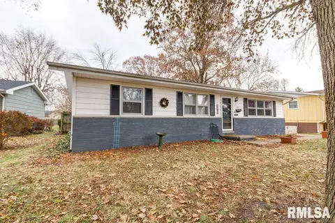 216 Kenyon Dr, Springfield, IL 62704 photo 2