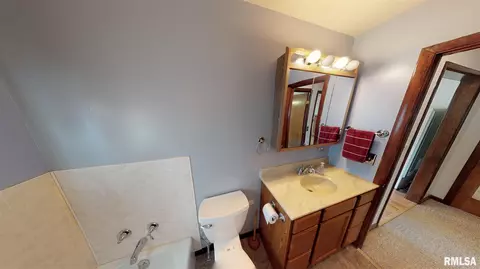3212 Neptune Ave, Springfield, IL 62707 photo 9