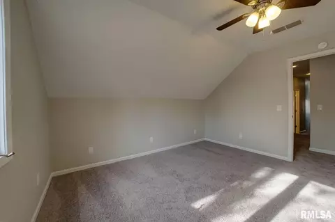 1521 W Selinger St, Springfield, IL 62702 photo 16
