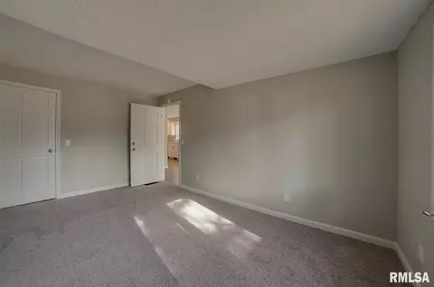 1521 W Selinger St, Springfield, IL 62702 photo 26
