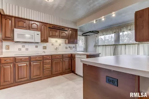 185 Pakey Rd, Springfield, IL 62712 photo 14