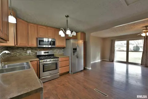 3317 Normandy Rd, Springfield, IL 62703 photo 5