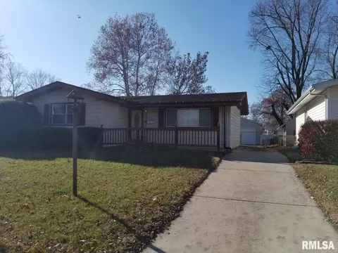 1821 Albert St, Springfield, IL 62702 photo 2