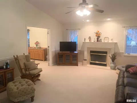 3609 Cranston Ct, Springfield, IL 62704 photo 4