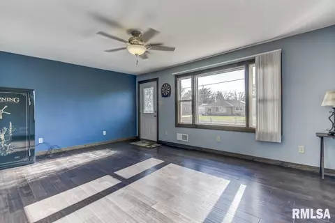 3101 E Carpenter St, Springfield, IL 62702 photo 12