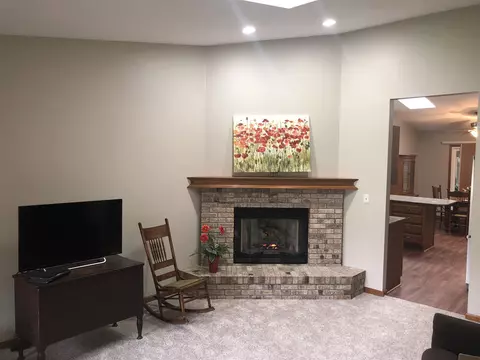 2109 Brook Mill Ct, Springfield, IL 62704 photo 3