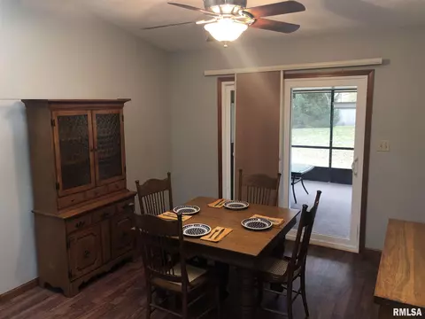 2109 Brook Mill Ct, Springfield, IL 62704 photo 6