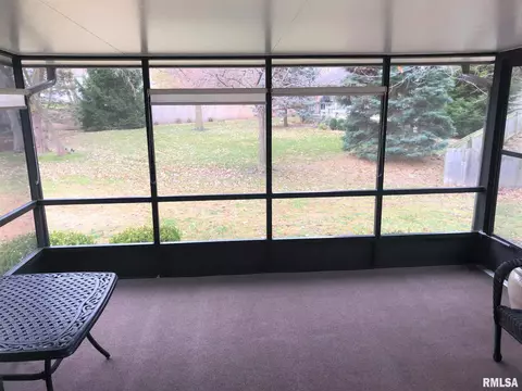 2109 Brook Mill Ct, Springfield, IL 62704 photo 17