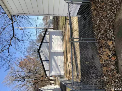 1724 N 19th St, Springfield, IL 62702 photo 2