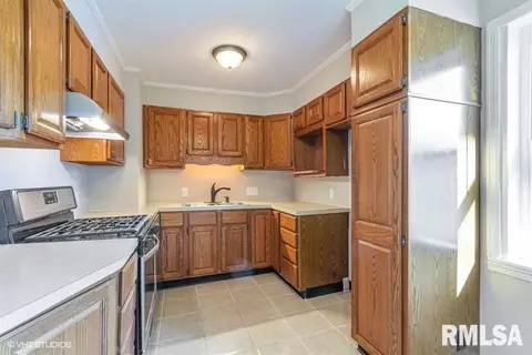 45 Bonnie Ct, Springfield, IL 62704 photo 6