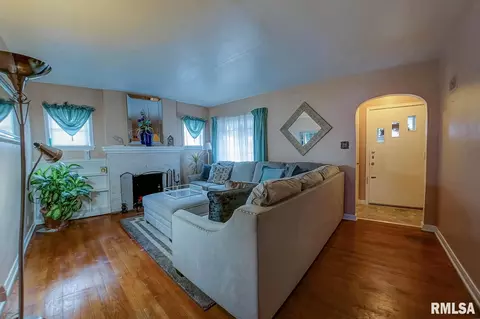 1432 Pennsylvania Ave, Springfield, IL 62702 photo 3